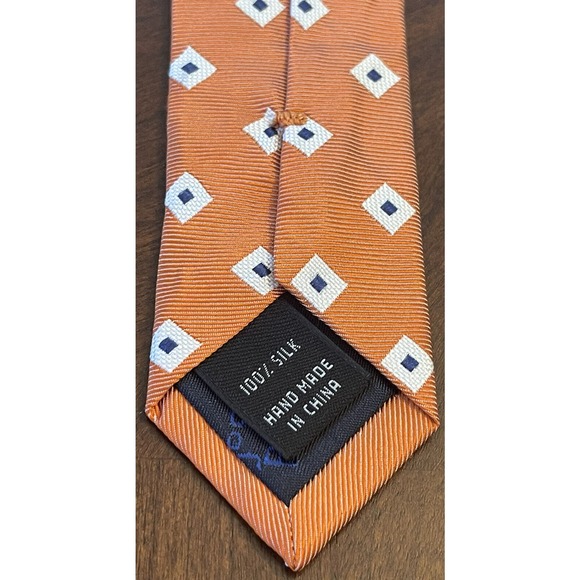 Jos. A. Bank, Hand Made, 100% Silk, Men’s Neck Tie, Made In China - Picture 7 of 9